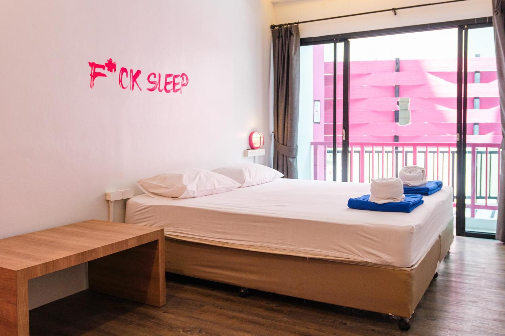 Хостел Slumber Surf Phuket Kata Экстерьер фото